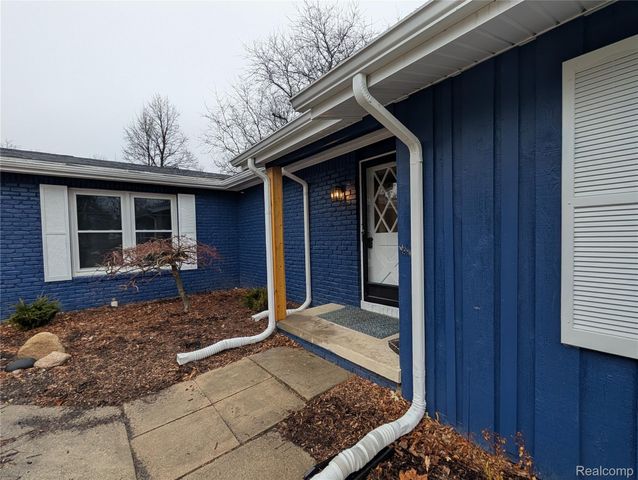 6353 Perry Road, Grand Blanc Charter Township, MI 48439