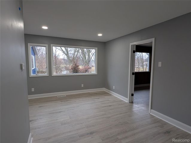 6353 Perry Road, Grand Blanc Charter Township, MI 48439