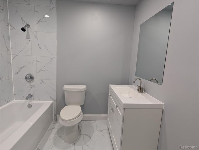 6353 Perry Road, Grand Blanc Charter Township, MI 48439