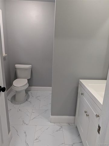 6353 Perry Road, Grand Blanc Charter Township, MI 48439