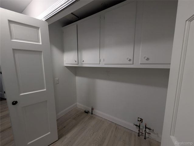 6353 Perry Road, Grand Blanc Charter Township, MI 48439