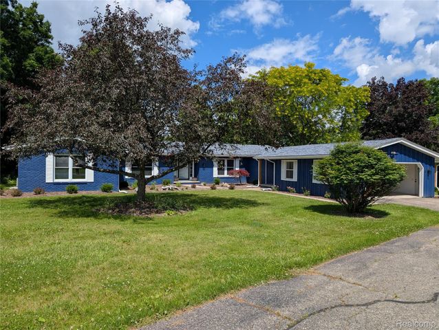 6353 Perry Road, Grand Blanc Charter Township, MI 48439