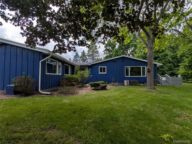 6353 Perry Road, Grand Blanc Charter Township, MI 48439
