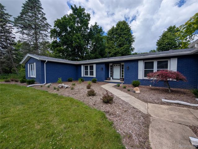 6353 Perry Road, Grand Blanc Charter Township, MI 48439