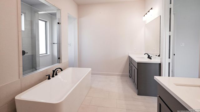 358 Cleveland Way, New Braunfels, TX 78130