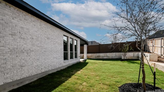 358 Cleveland Way, New Braunfels, TX 78130