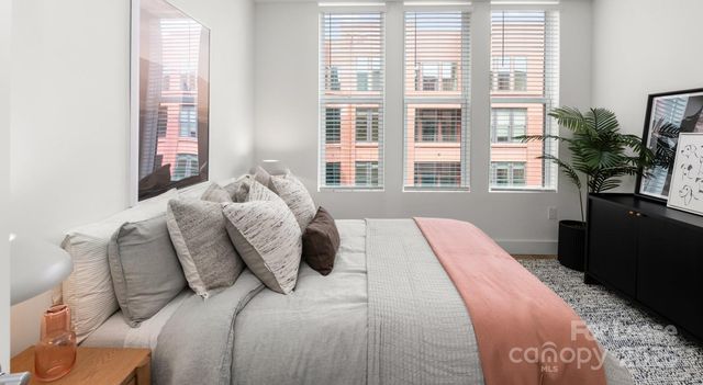 300 E 36th Street C1, Charlotte, NC 28206