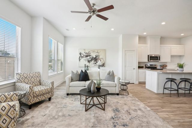 104 Samuel Street, Lewisville, TX 75057