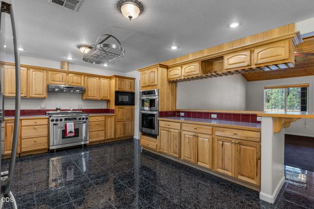 150128 Paul Drive, La Pine, OR 97739