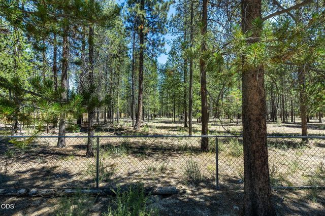 150128 Paul Drive, La Pine, OR 97739