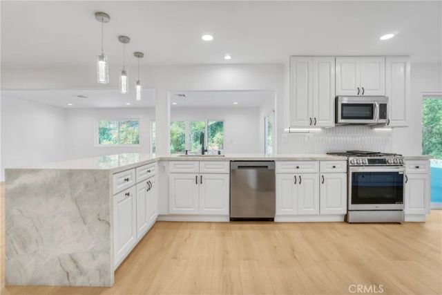 27311 Country Glen, Agoura Hills, CA 91301