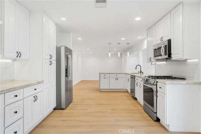 27311 Country Glen, Agoura Hills, CA 91301