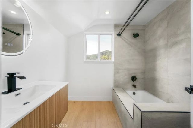 27311 Country Glen, Agoura Hills, CA 91301