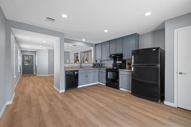2322 Kuykendall DR, Georgetown, TX 78626