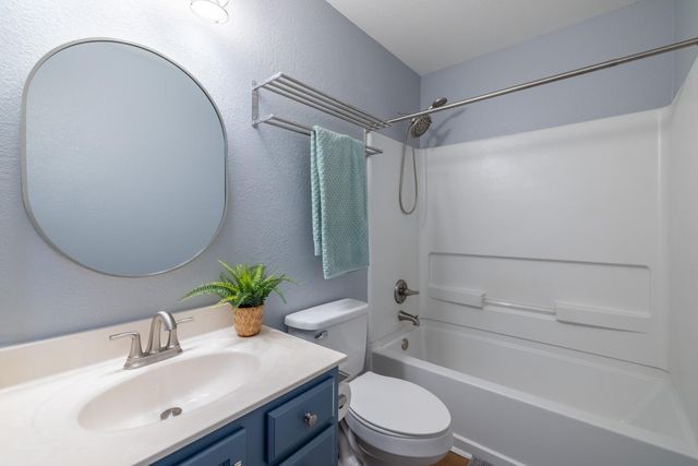 2322 Kuykendall DR, Georgetown, TX 78626