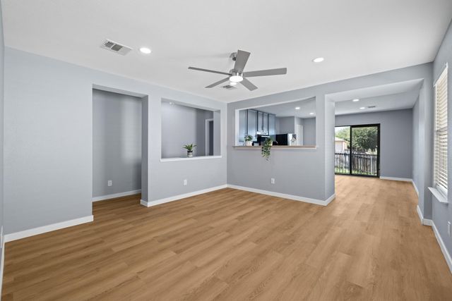 2322 Kuykendall DR, Georgetown, TX 78626