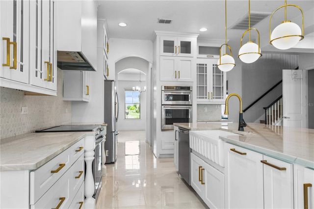 8394 LOOKOUT POINTE DRIVE, Windermere, FL 34786