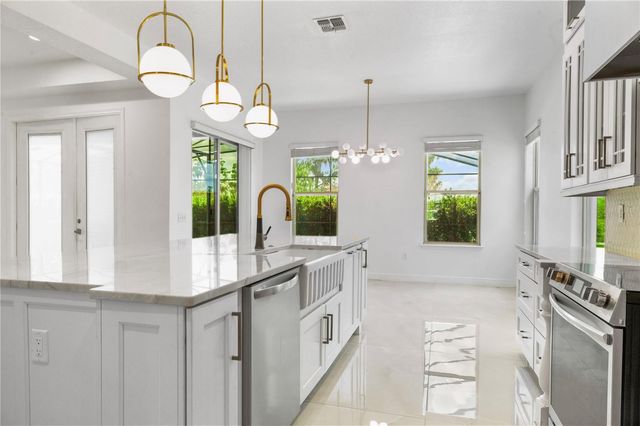 8394 LOOKOUT POINTE DRIVE, Windermere, FL 34786