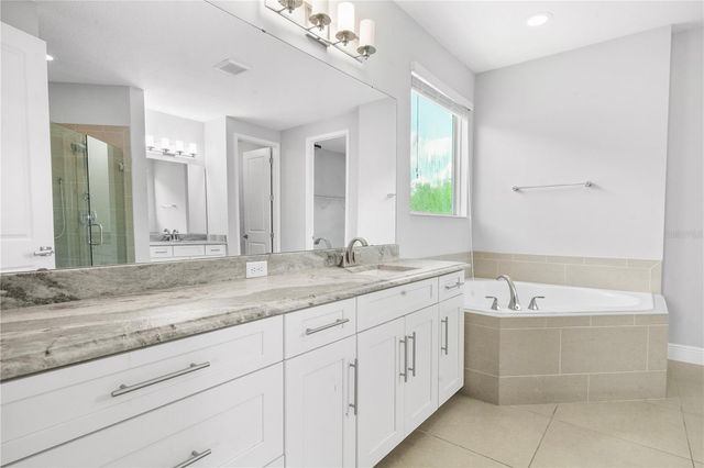 8394 LOOKOUT POINTE DRIVE, Windermere, FL 34786