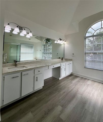 9318 HERITAGE OAK COURT, Tampa, FL 33647