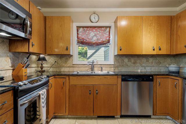 1218 E 30th Place, Tulsa, OK 74114