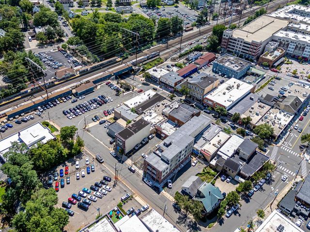 21 Station Place, Metuchen, NJ 08840