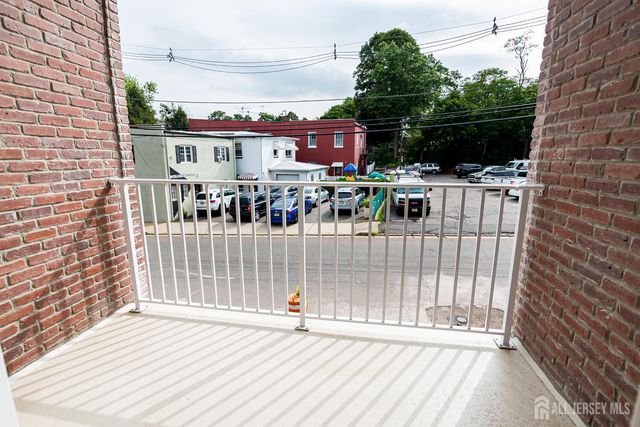 21 Station Place, Metuchen, NJ 08840