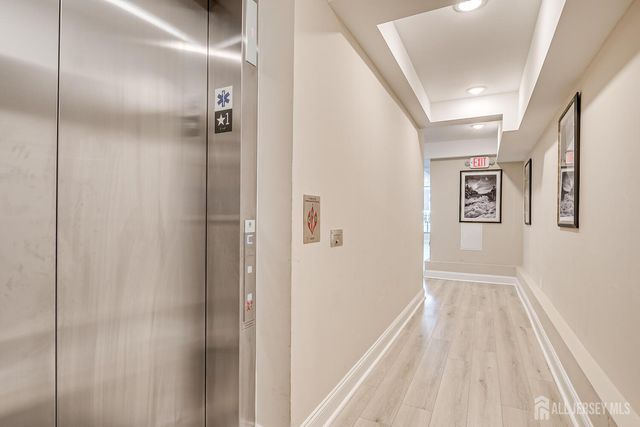 21 Station Place, Metuchen, NJ 08840