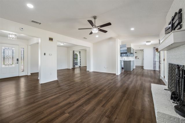 18341 Shore Drive, Kemp, TX 75143