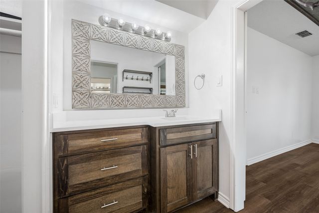 18341 Shore Drive, Kemp, TX 75143
