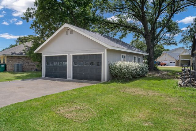 18341 Shore Drive, Kemp, TX 75143