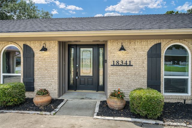 18341 Shore Drive, Kemp, TX 75143