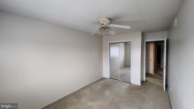 4 NUTMEG DR, Lumberton, NJ 08048