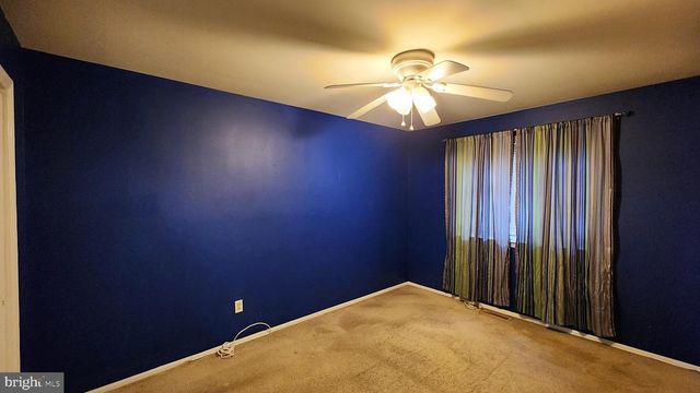 4 NUTMEG DR, Lumberton, NJ 08048