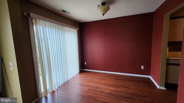 4 NUTMEG DR, Lumberton, NJ 08048