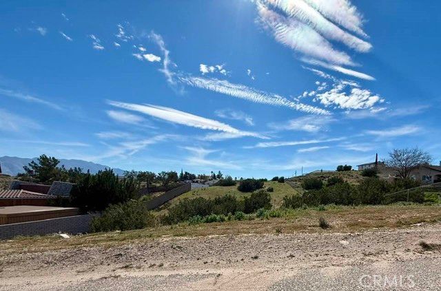 39833319 Plumas, Hesperia, CA 92345