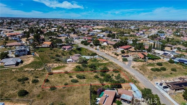 39833319 Plumas, Hesperia, CA 92345