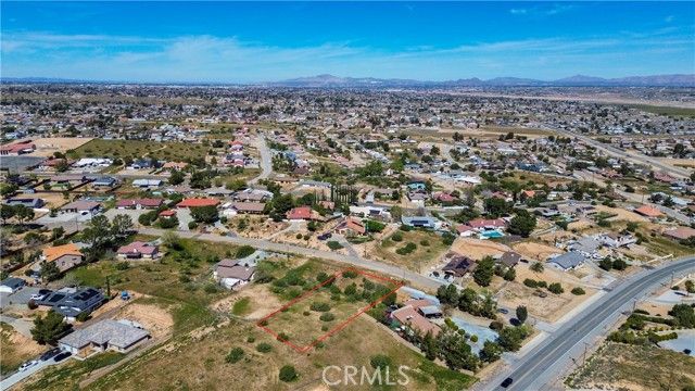 39833319 Plumas, Hesperia, CA 92345