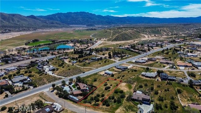 39833319 Plumas, Hesperia, CA 92345