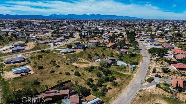 39833319 Plumas, Hesperia, CA 92345