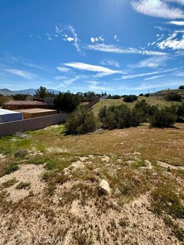 39833319 Plumas, Hesperia, CA 92345