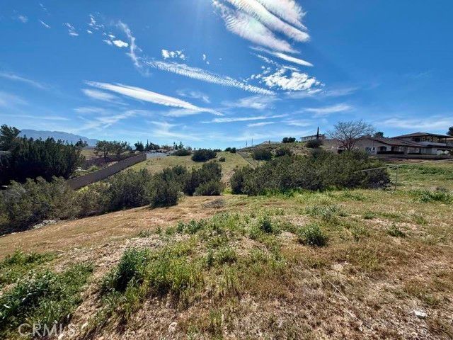 39833319 Plumas, Hesperia, CA 92345