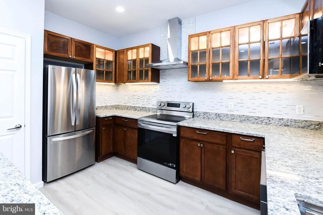 5016 IVORY WALTERS LN SE, Washington, DC 20019