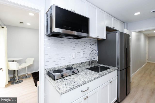 5016 IVORY WALTERS LN SE, Washington, DC 20019