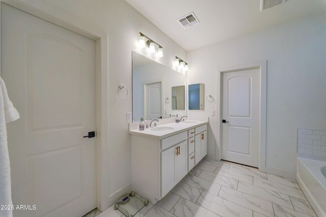 19448 W BADGETT Lane, Litchfield Park, AZ 85340