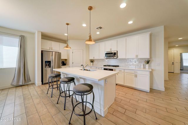 19448 W BADGETT Lane, Litchfield Park, AZ 85340