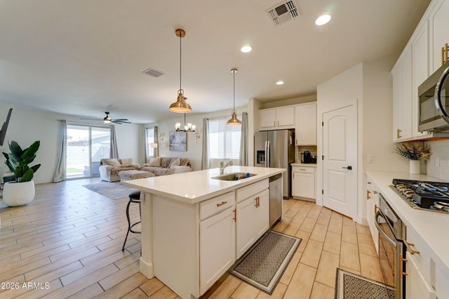 19448 W BADGETT Lane, Litchfield Park, AZ 85340