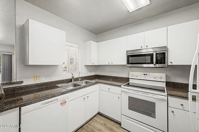 1295 N ASH Street 123, Gilbert, AZ 85233