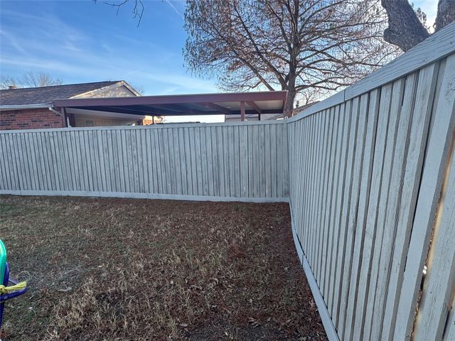 2125 Kings Road, Carrollton, TX 75007