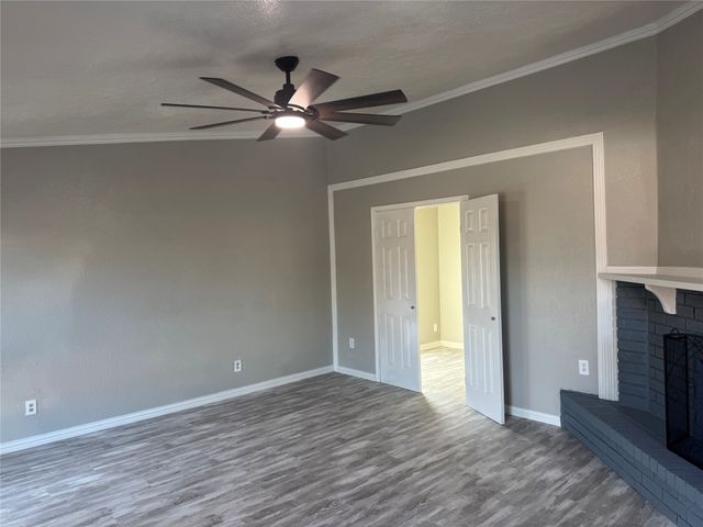 2125 Kings Road, Carrollton, TX 75007